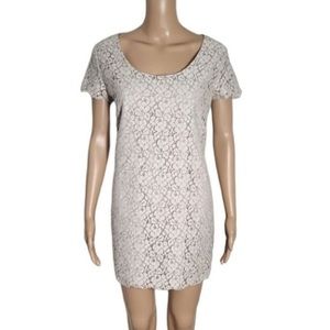 Aritzia Talula Lace Fleetwood Dress